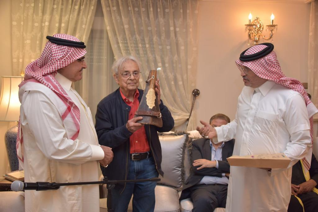 ������ ��� ����� �������